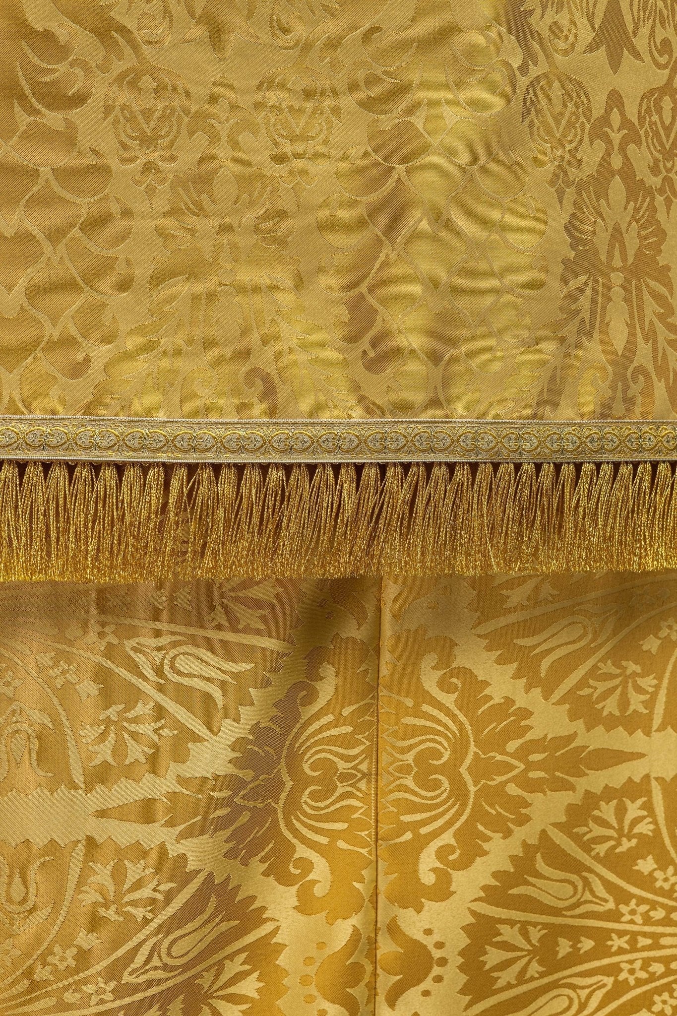 Capa de asperges romana lisa em jacquard