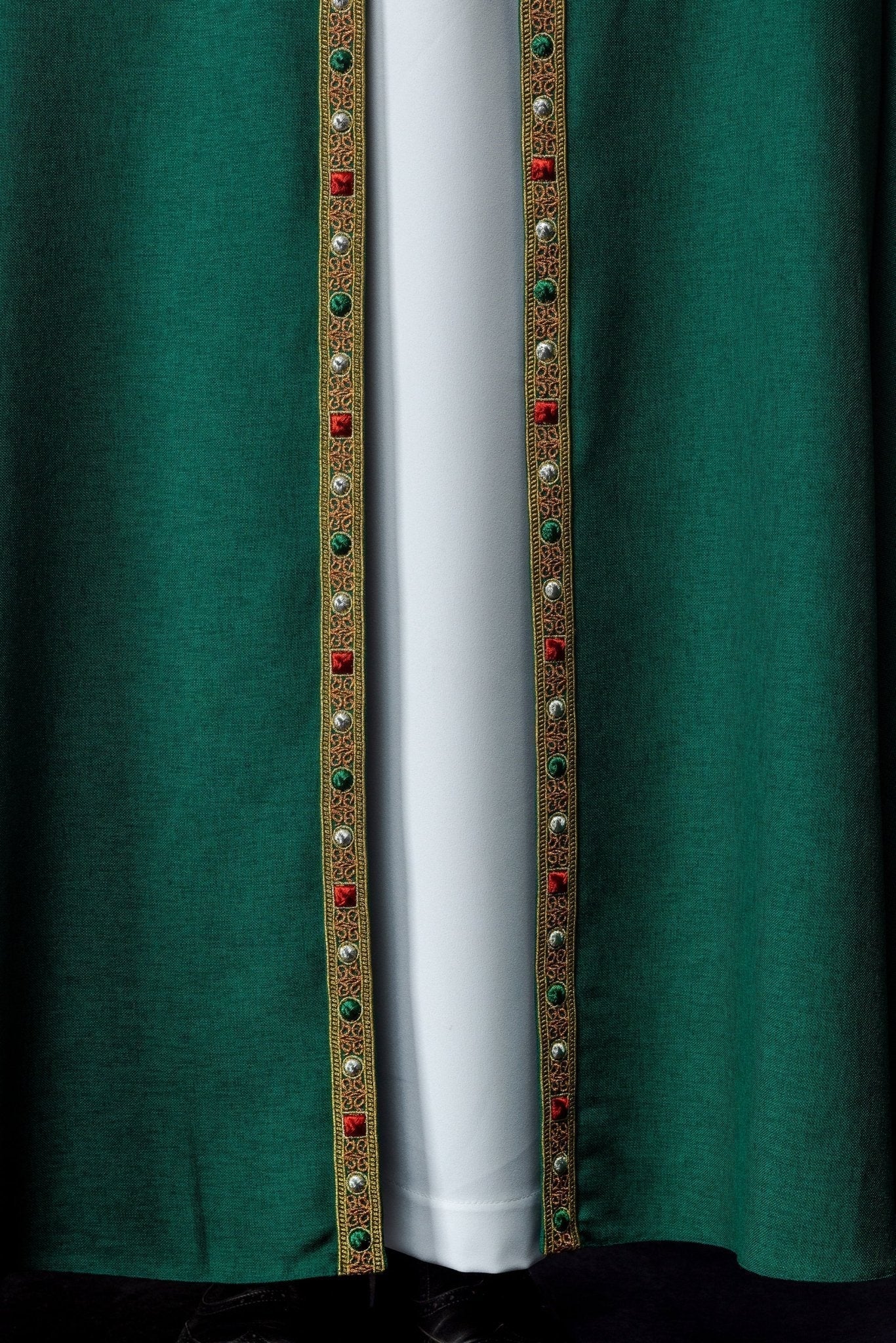 Capa de asperges verde com IHS dourado