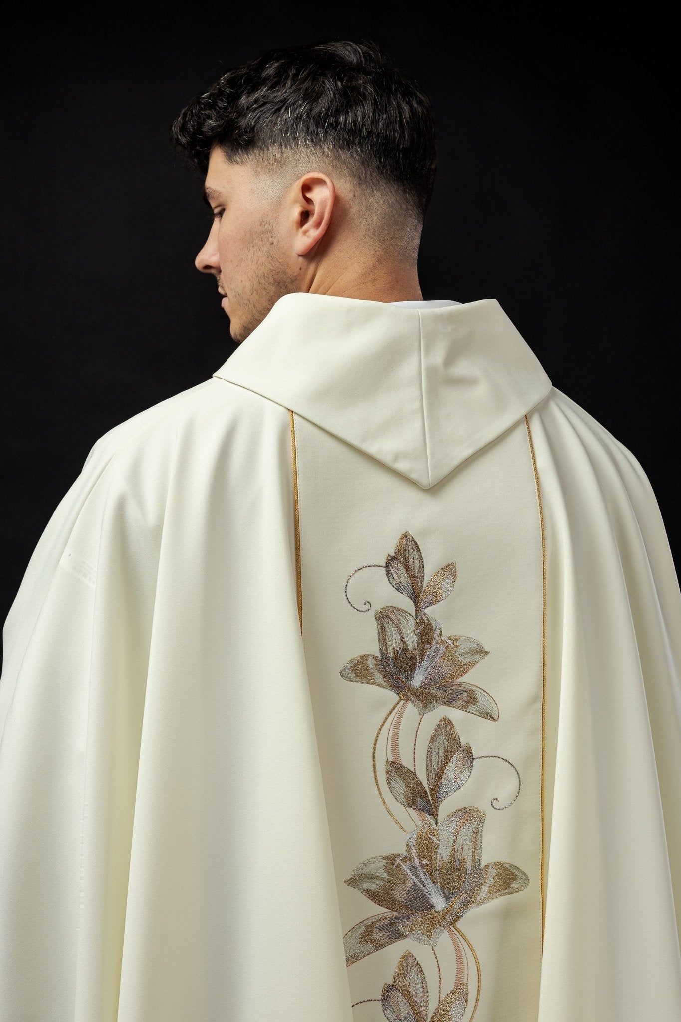 Casula bordada com imagem de Santo Antônio