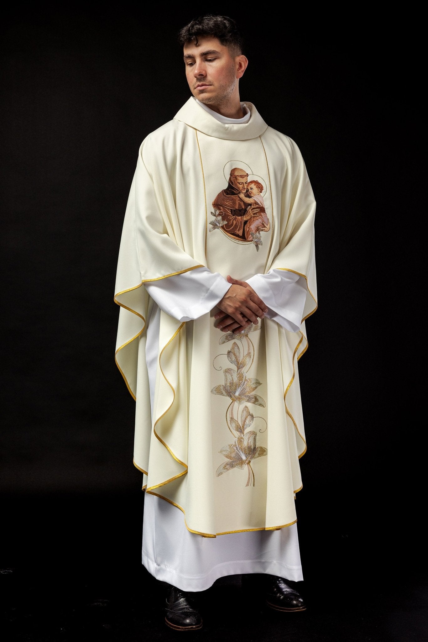 Casula bordada com imagem de Santo Antônio
