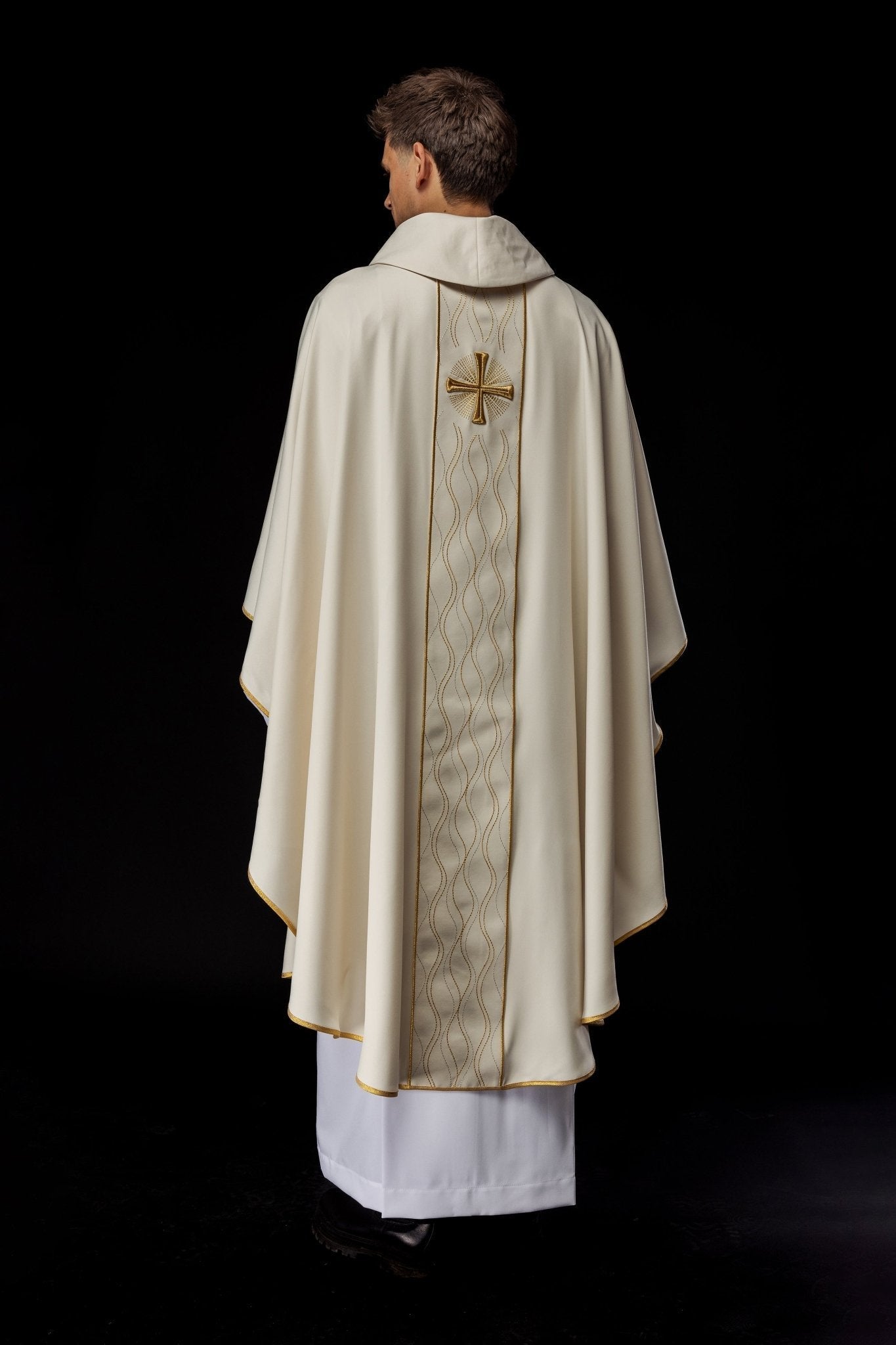 Casula bordada Cruz creme