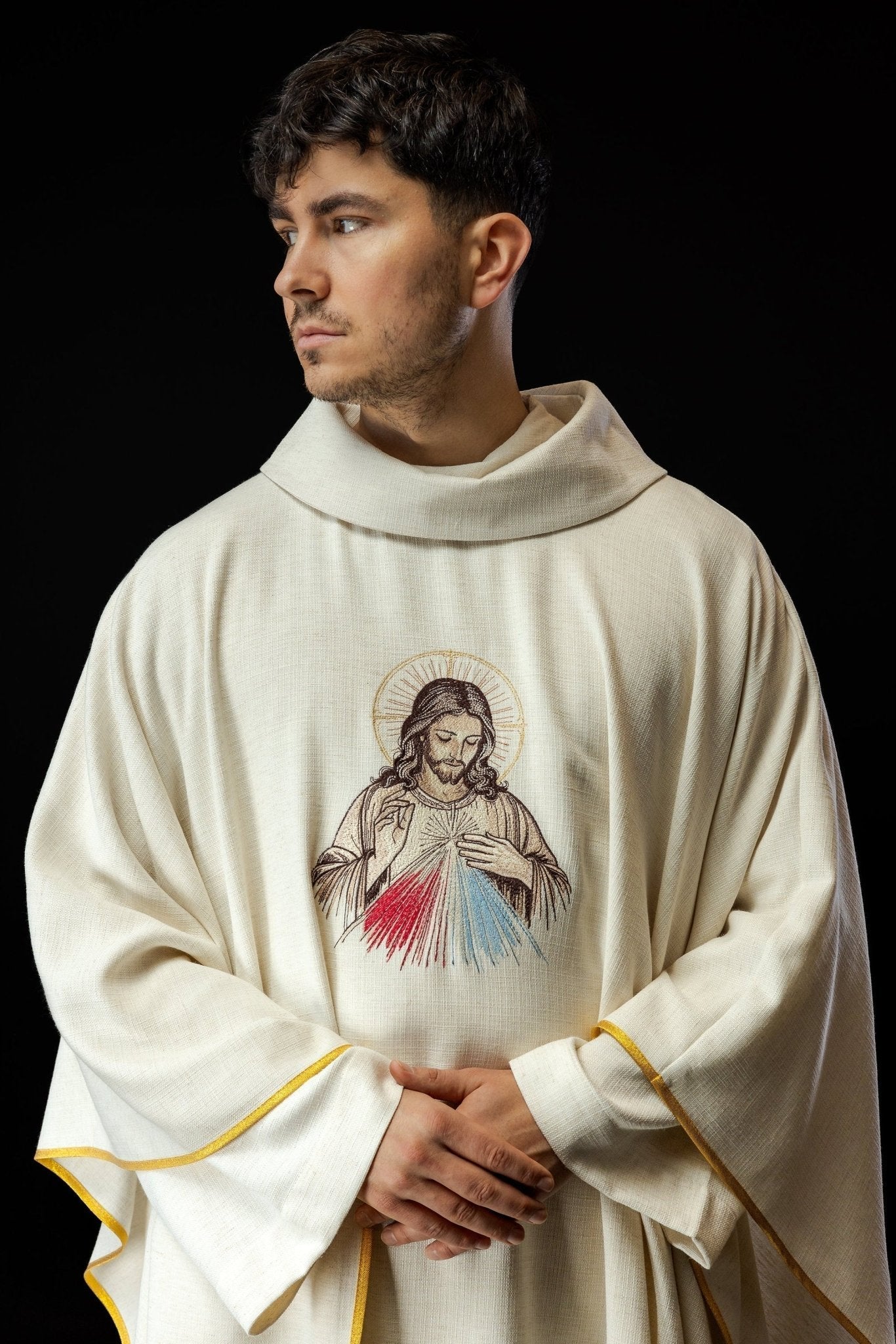 Casula creme com imagem de Jesus Misericordioso