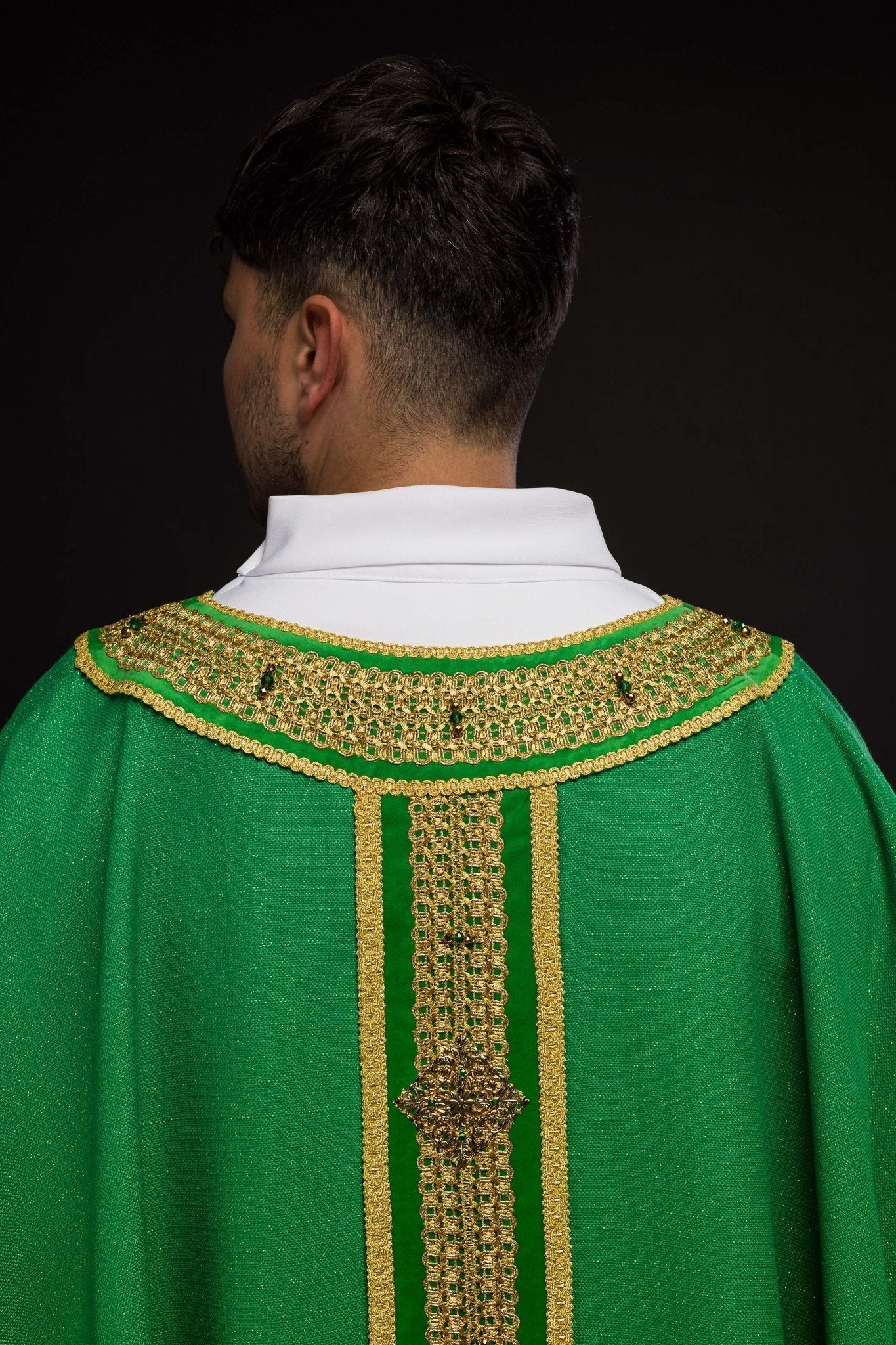 Casula verde Handmade com pedras naturais 7001