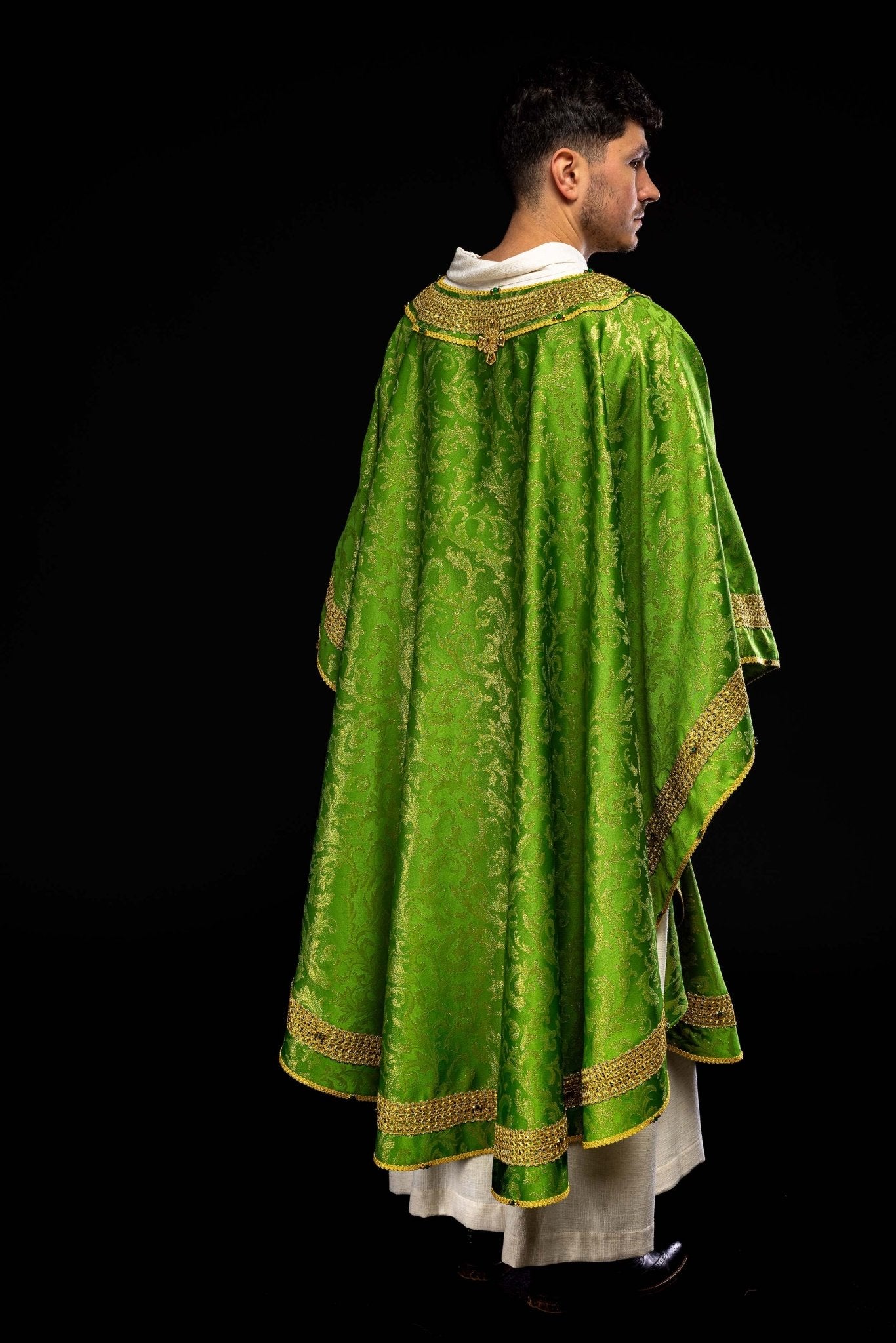 Casula feita à mão com pedras naturais Handmade 7010 verde