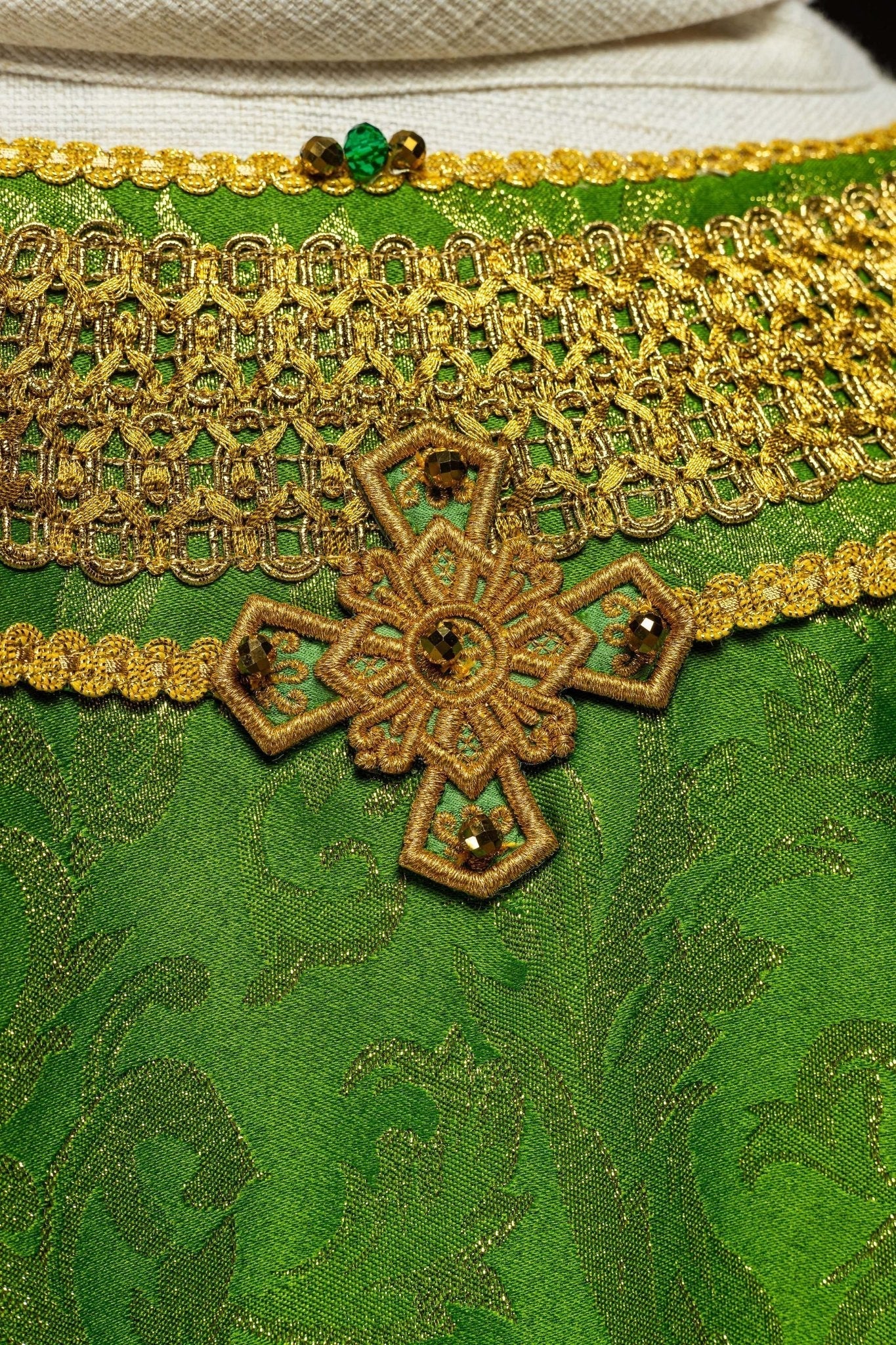 Casula feita à mão com pedras naturais Handmade 7010 verde