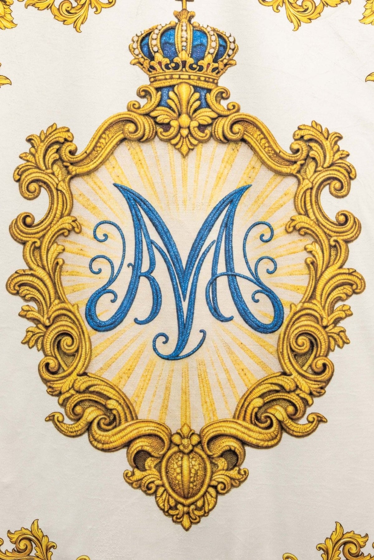 Chorągiew maryjna drukowana dwustronna z symbolem Serca i monogramem