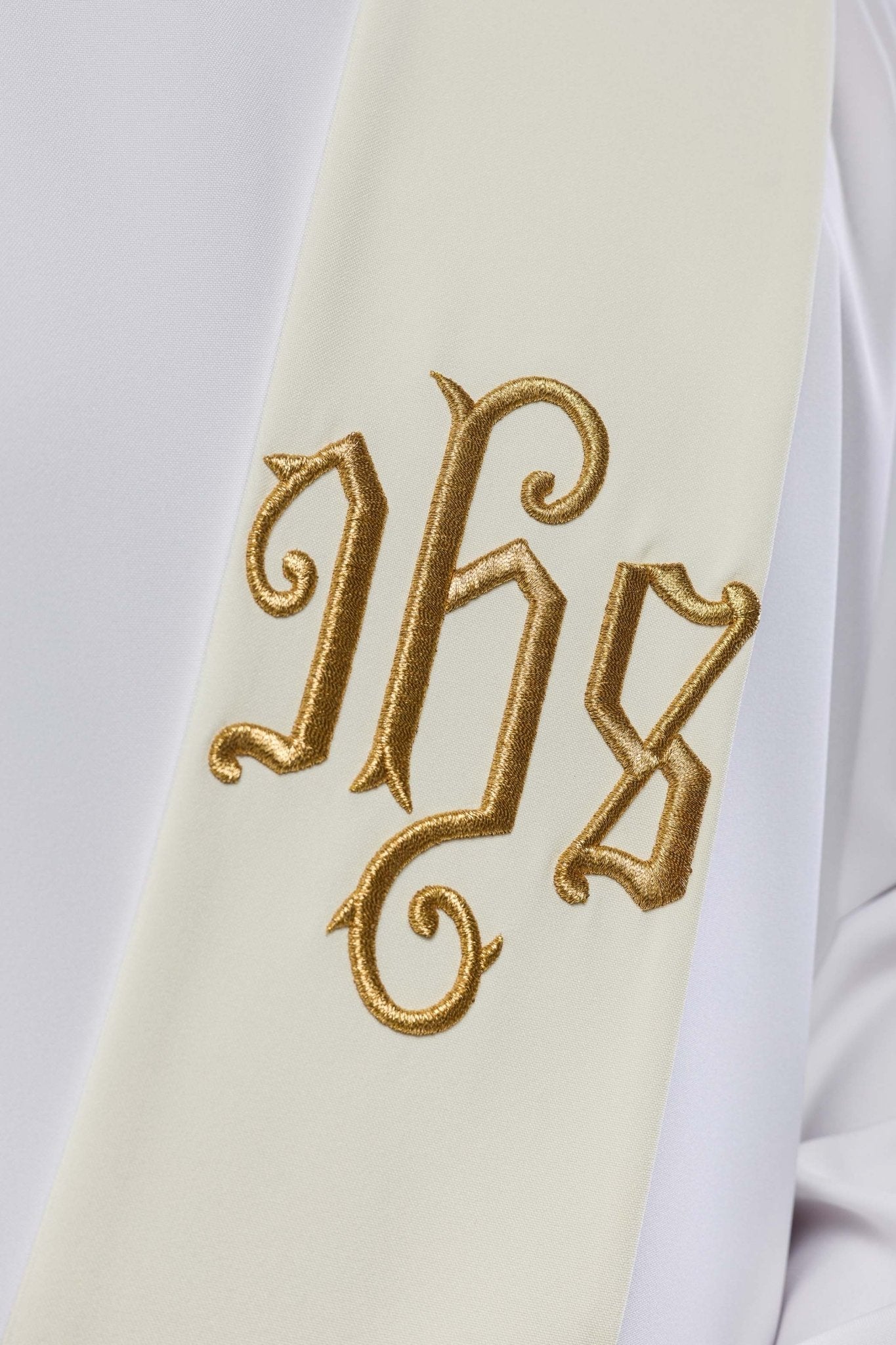 Estola diaconal IHS