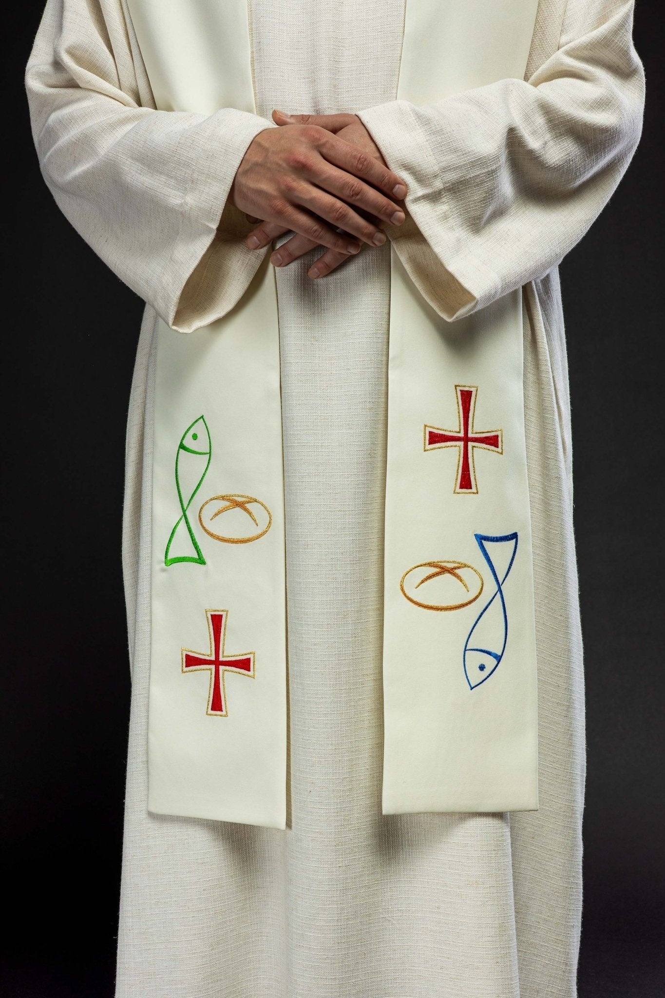 Estola sacerdotal bordada Peixe Pão Cruz na cor creme