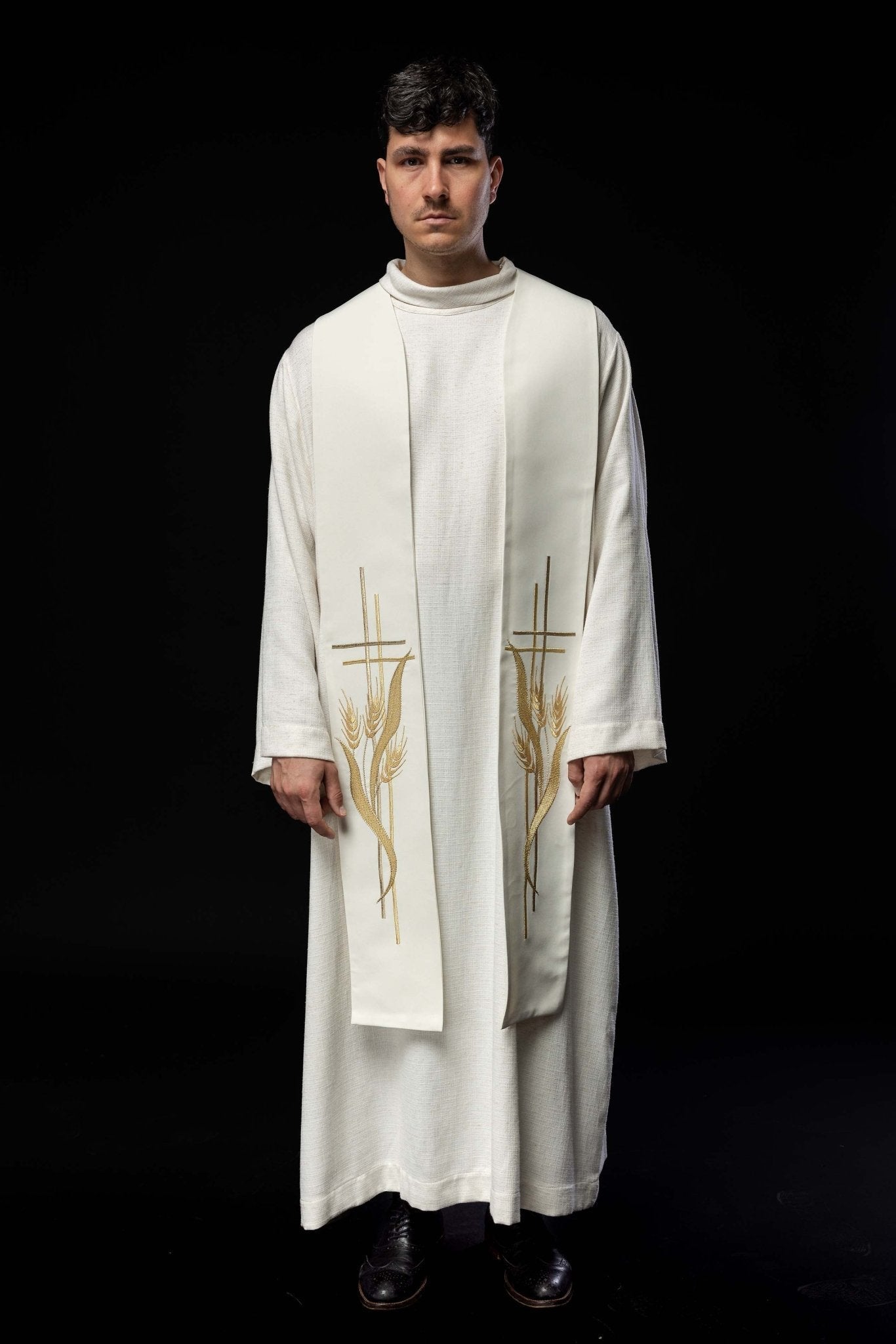 Estola sacerdotal creme com cruz bordada
