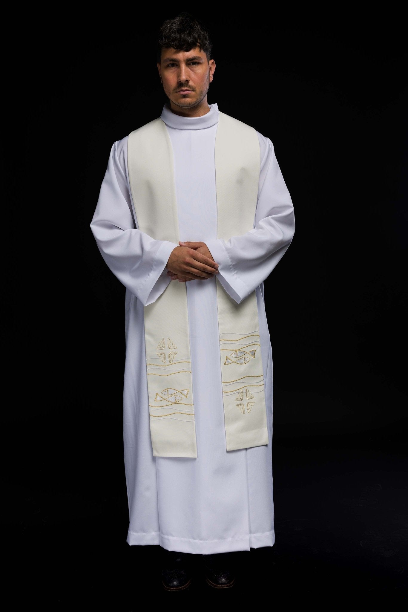 Estola sacerdotal bordada com padrão de Peixes na cor creme