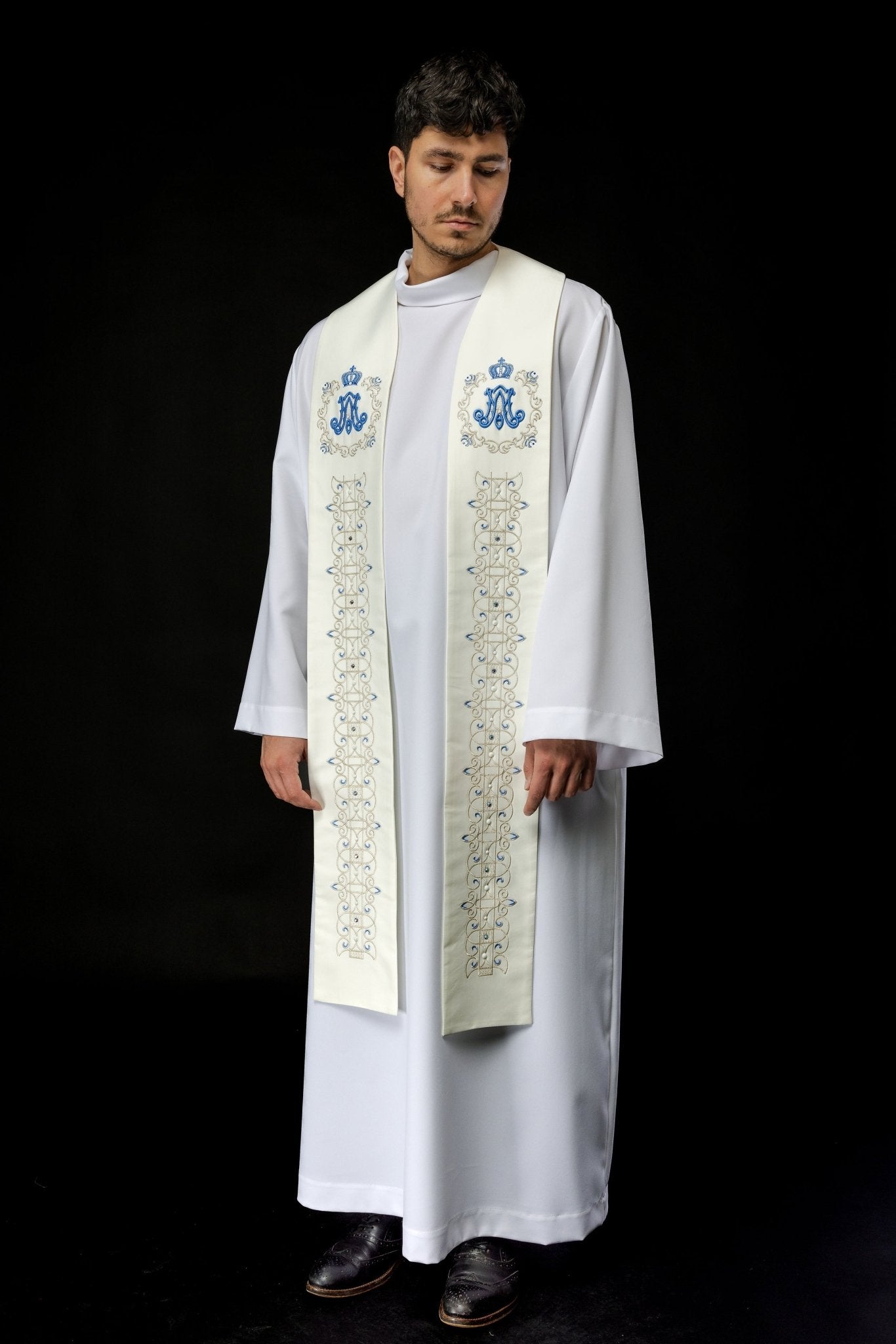 Estola mariana bordada