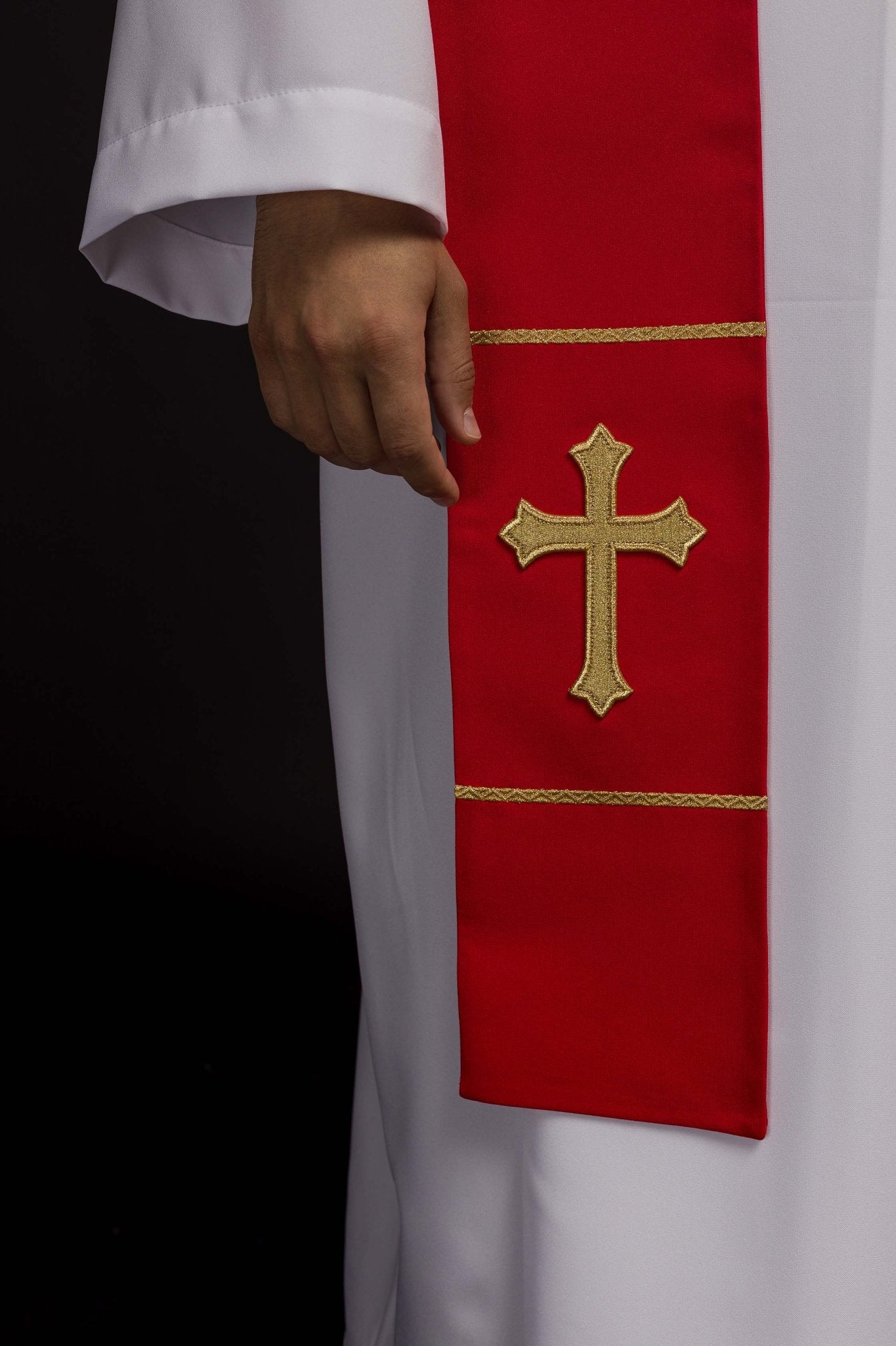 Estola sacerdotal vermelha bordada com Cruz