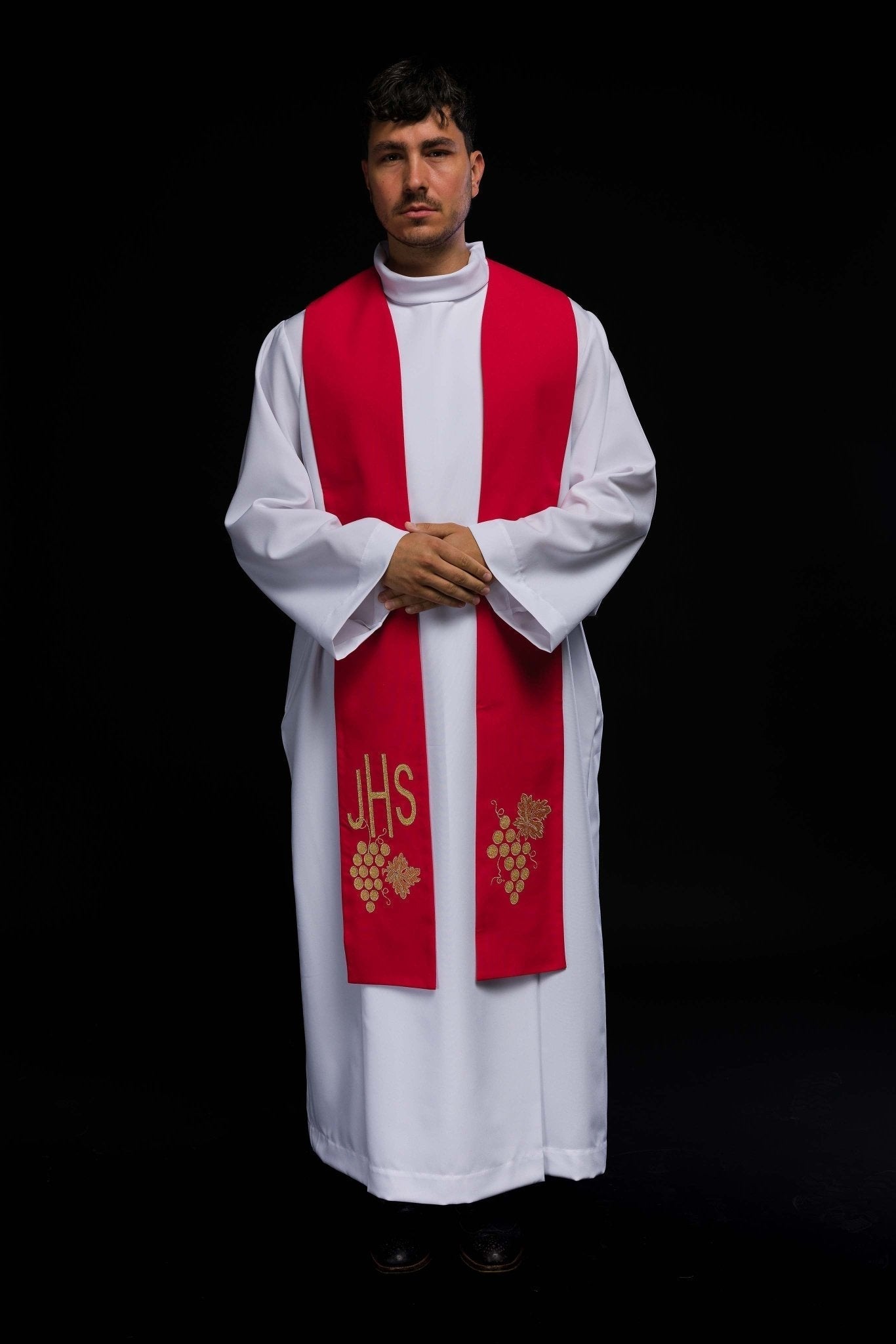 Estola sacerdotal vermelha bordada IHS com uvas