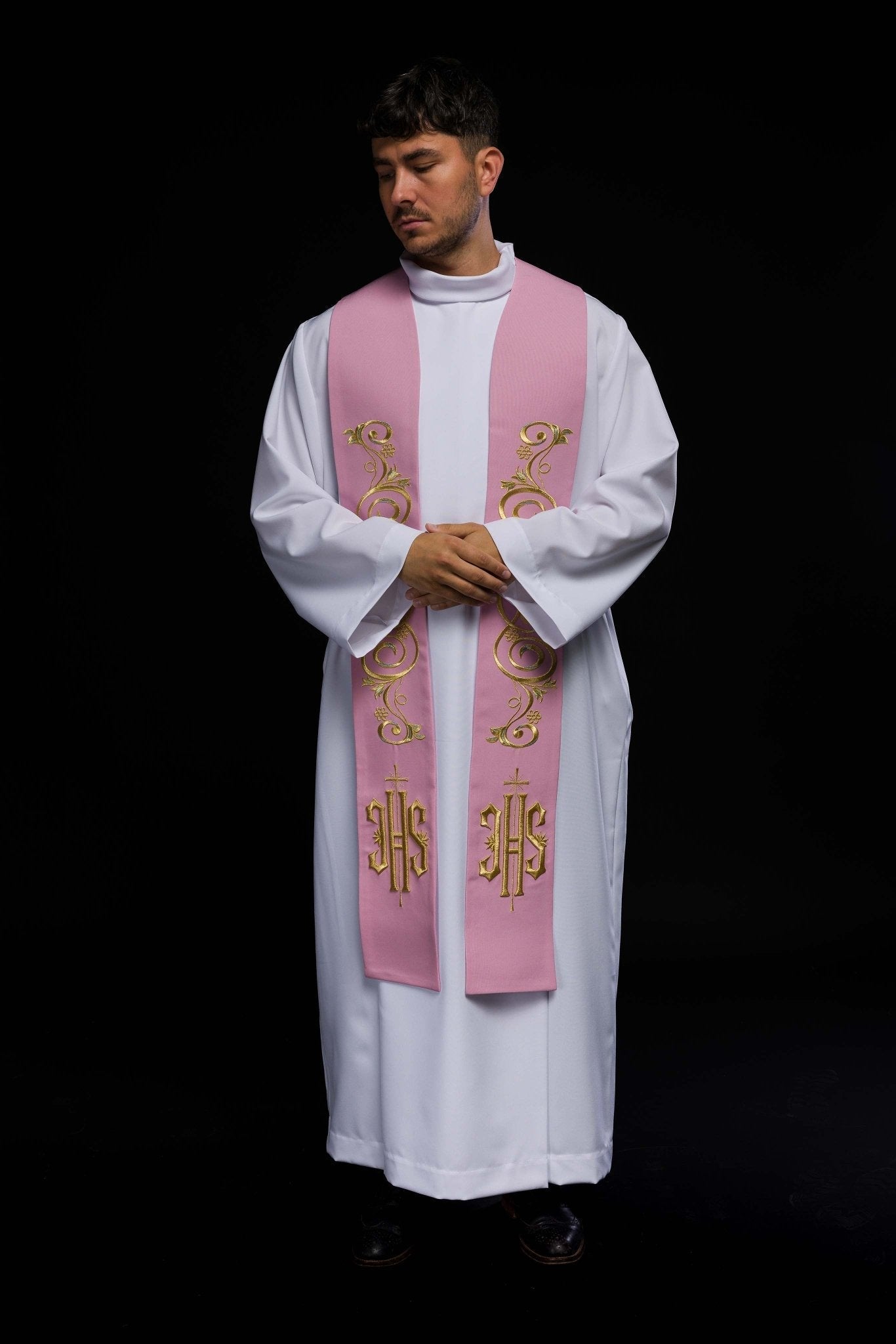 Estola sacerdotal bordada IHS rosa