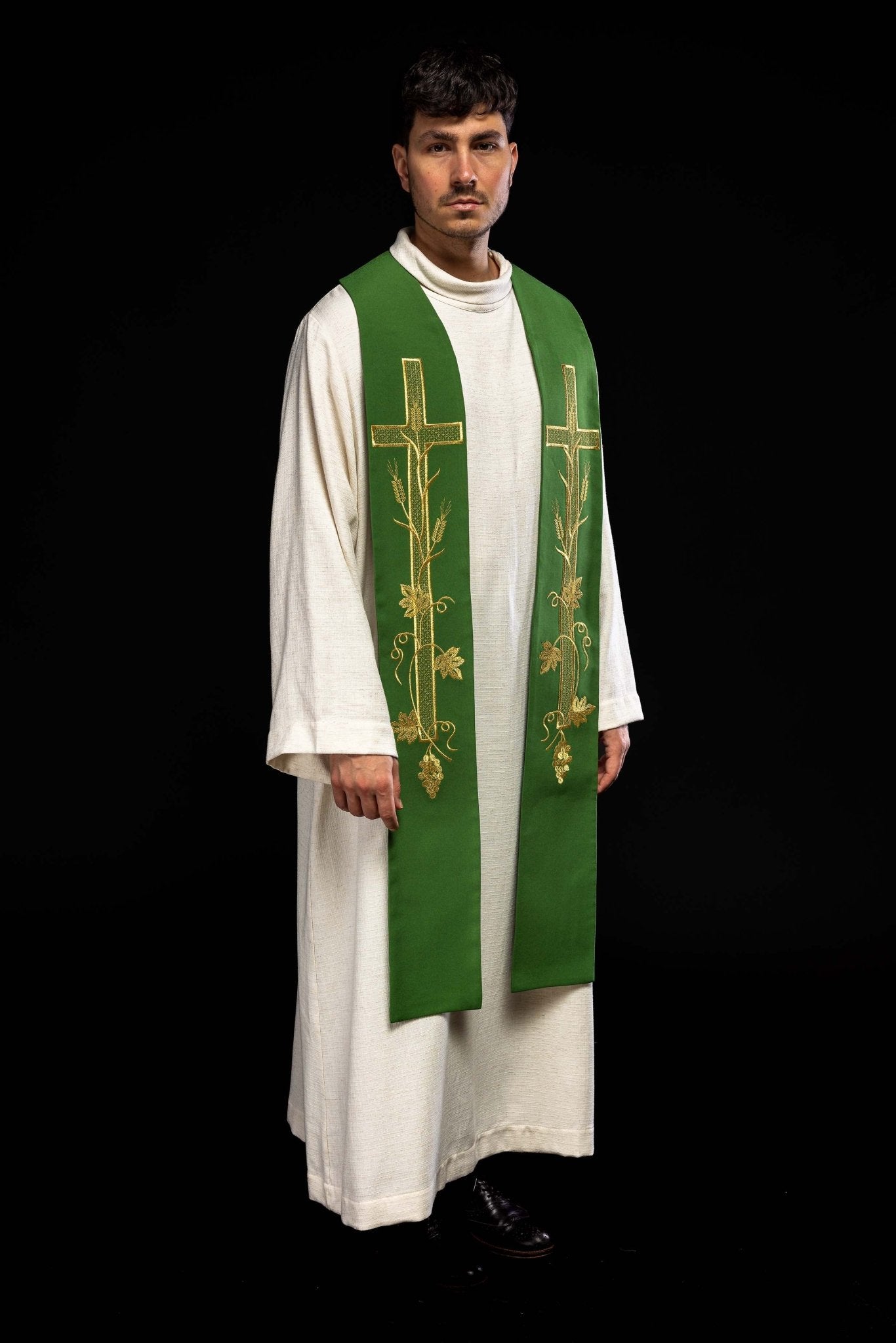 Estola sacerdotal verde bordada Cruz