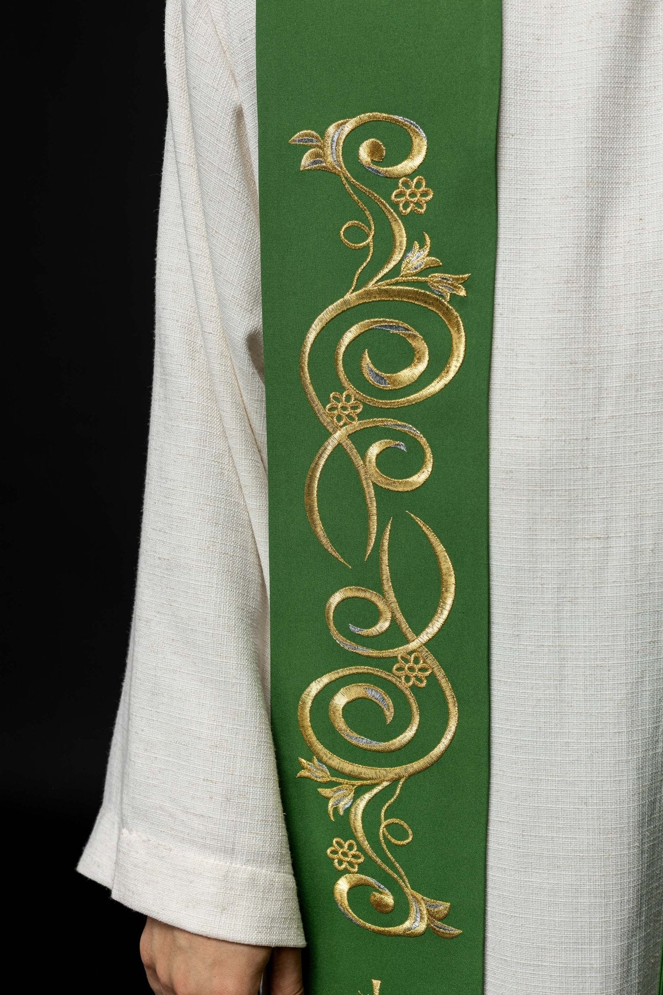 Estola sacerdotal bordada IHS verde