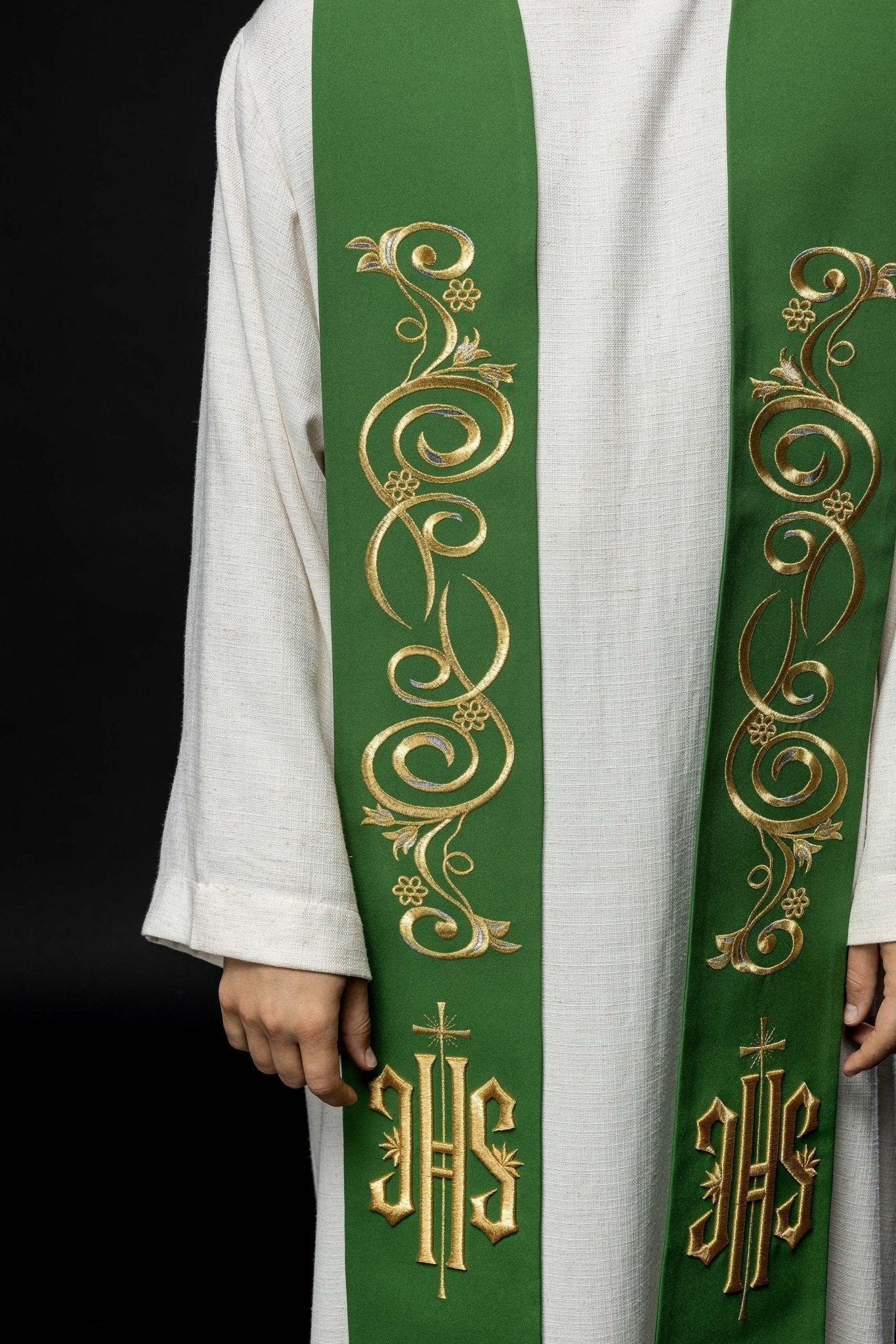 Estola sacerdotal bordada IHS verde