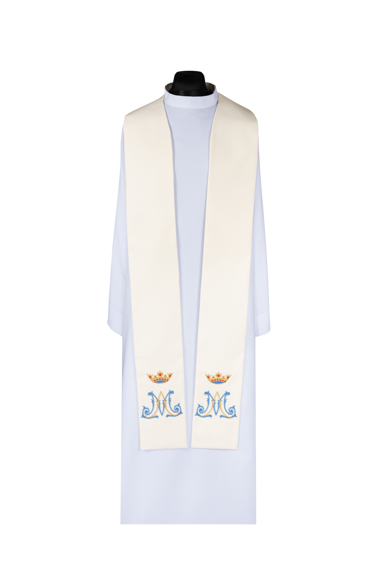 Estola bordada mariana creme vista frontal, com monograma mariano azul e coroa bordados nas pontas