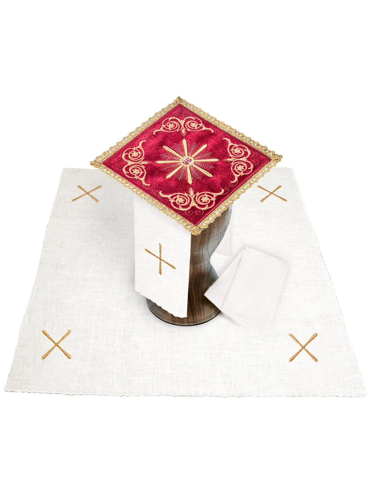 Kit de alfaias para cálice bordado em veludo vermelho com conjunto branco e dourado
