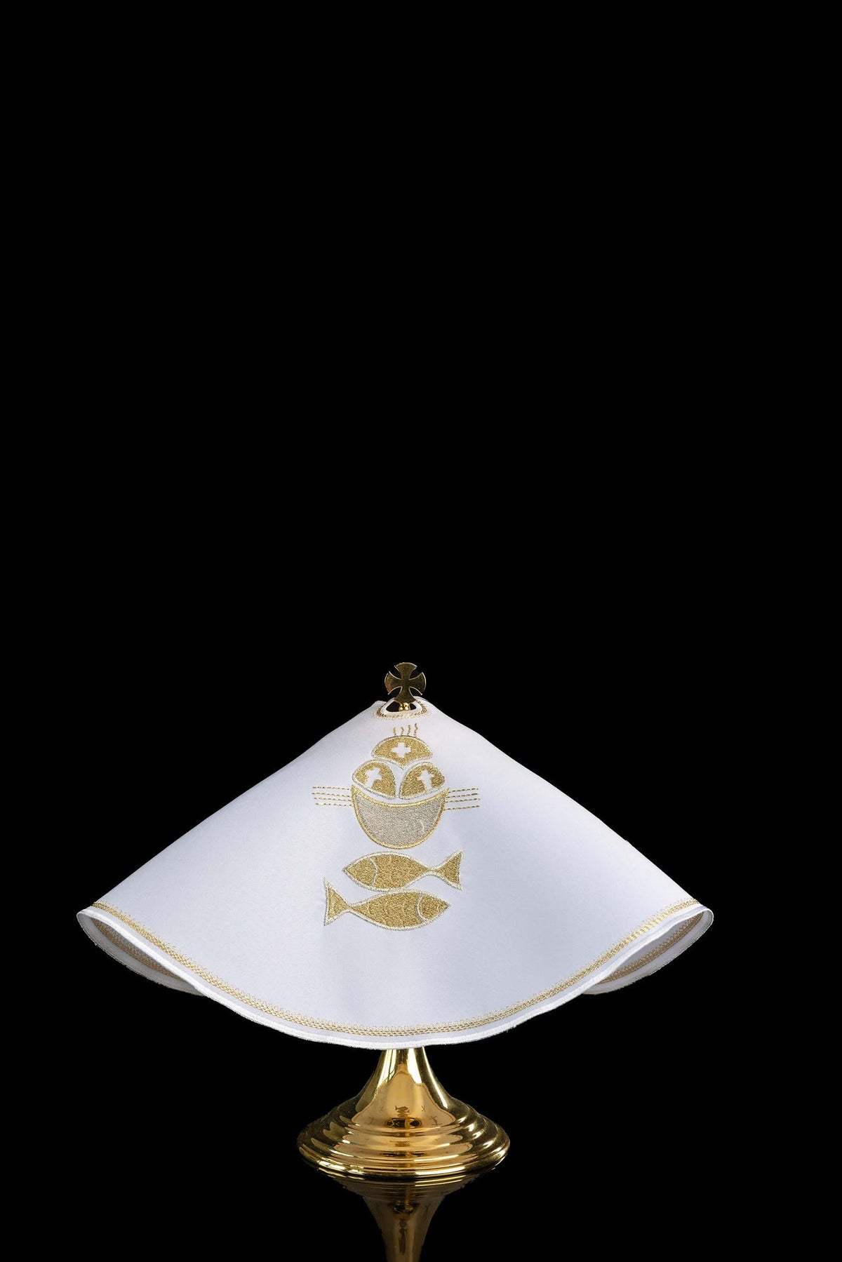 Véu de âmbula com bordado dourado de pão e peixes, branco, vista frontal