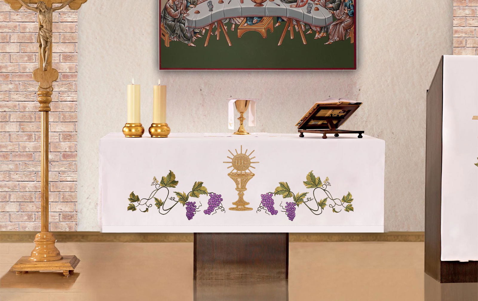 Toalha de altar com bordado frontal Cálice e Uvas