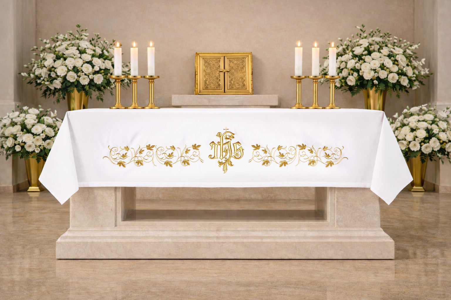 Toalha de altar com bordado frontal IHS