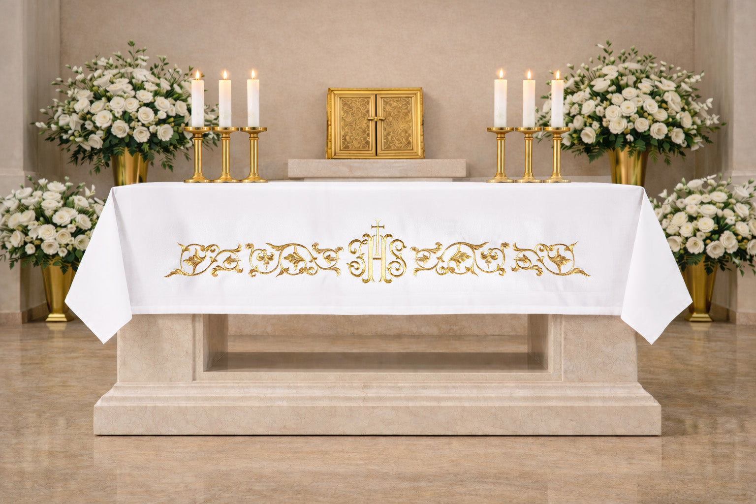 Toalha de altar com bordado frontal IHS